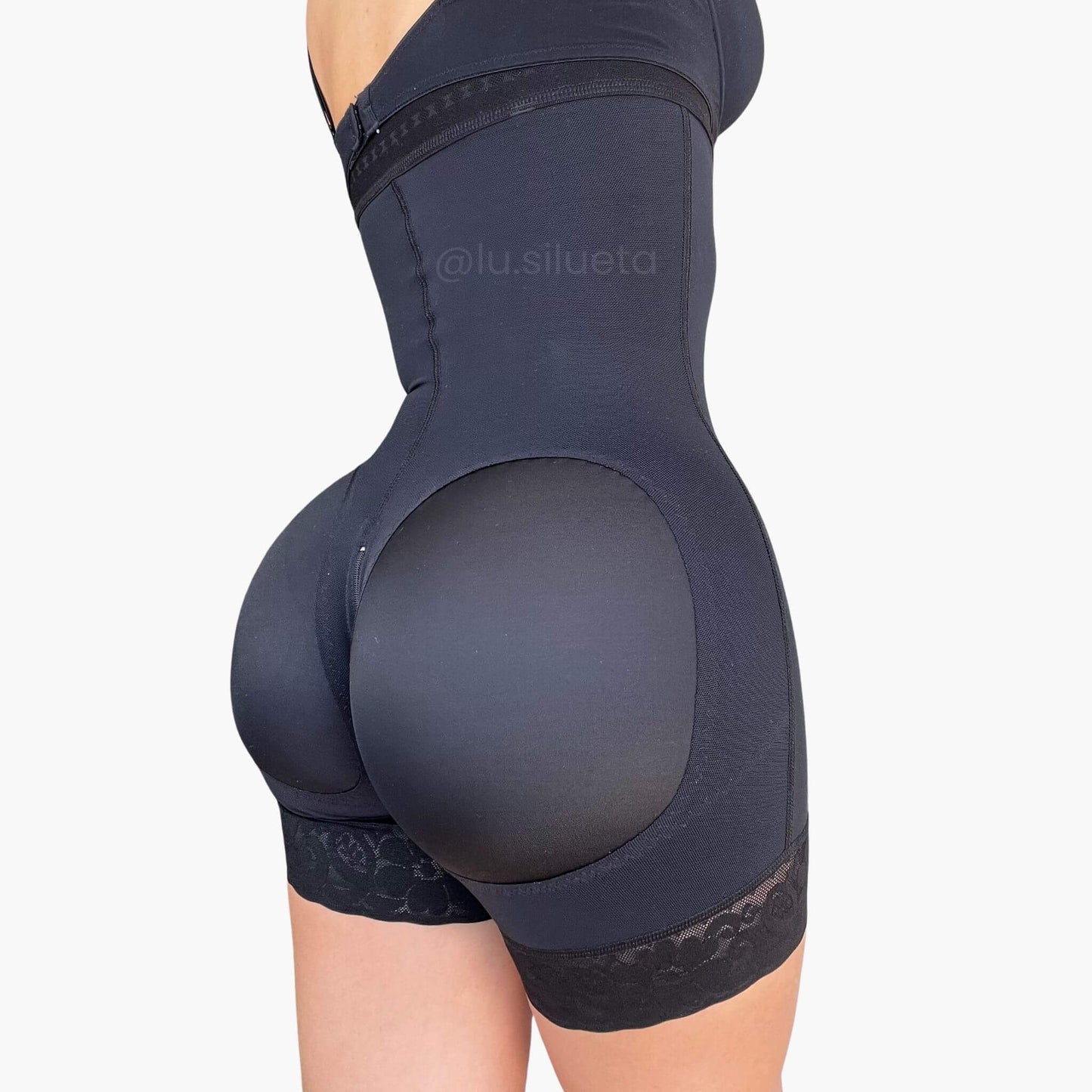 Faja Strapless Cachetera, Levanta Cola, 4 Niveles de Ajustes.