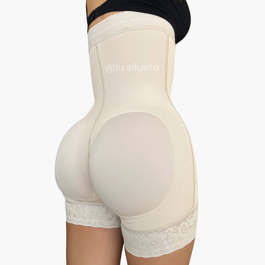 Faja postoperatoria strapless corte corto cachetero
