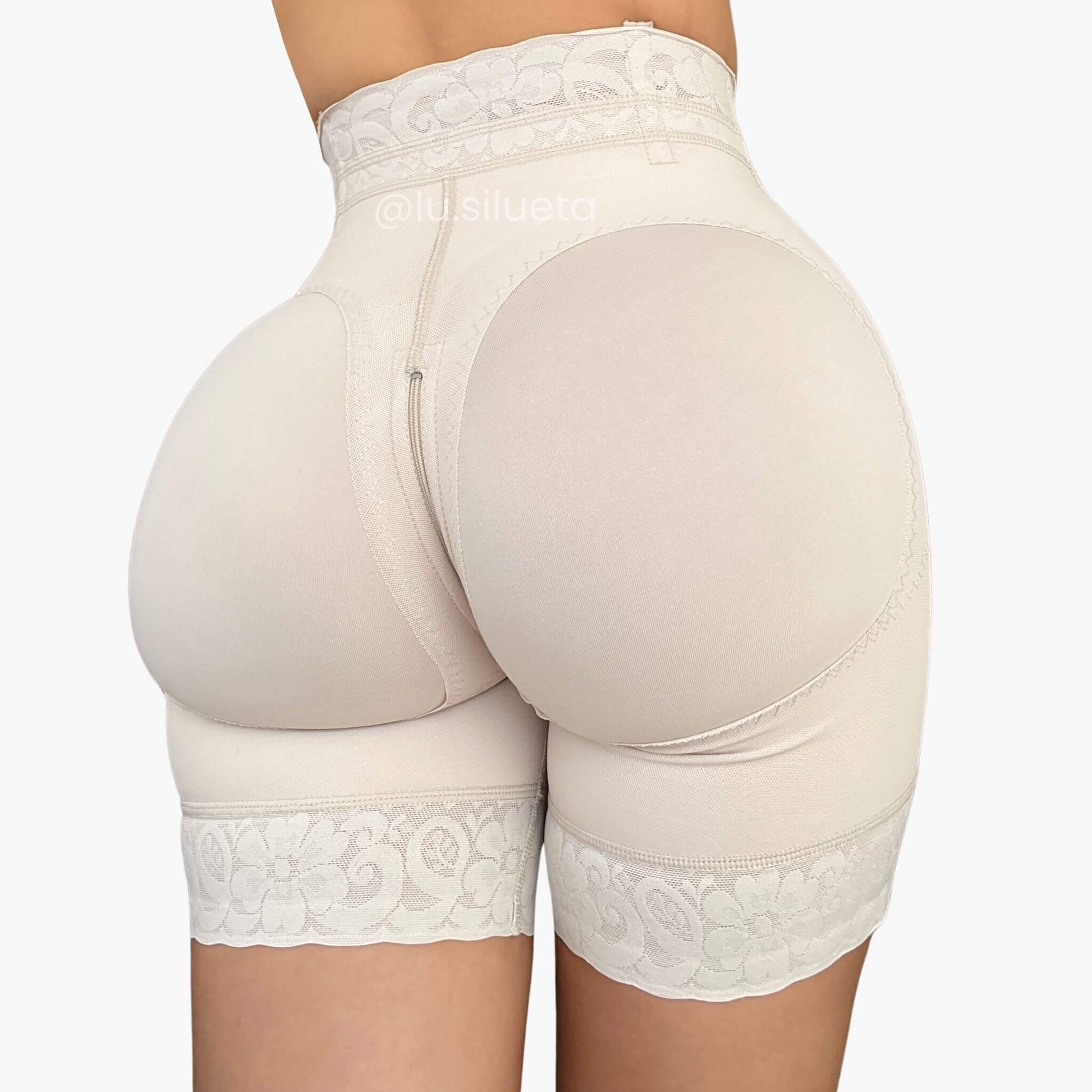 Short modelador media compresión efecto curvas marcadas