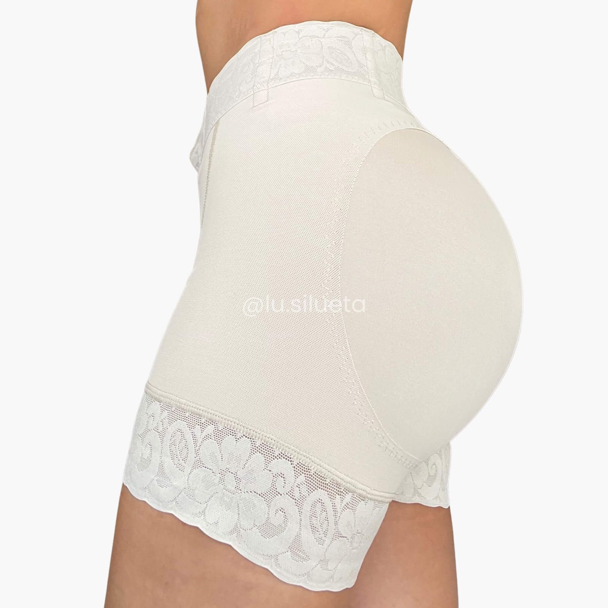 Short Moldeador Corto Media Compresión Realce Natural | Lusilueta