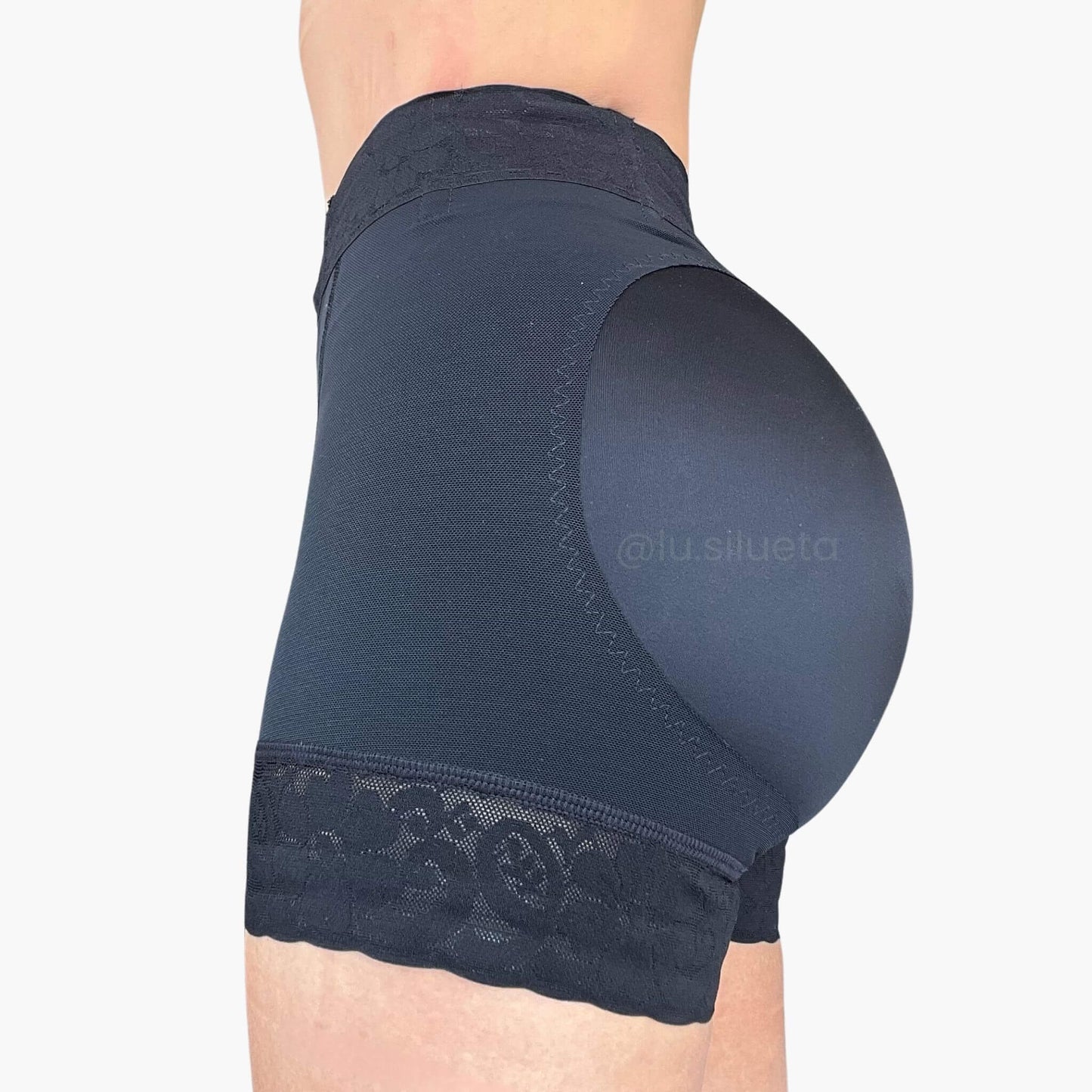 Short Moldeador Corto Soporte Suave Realce Natural