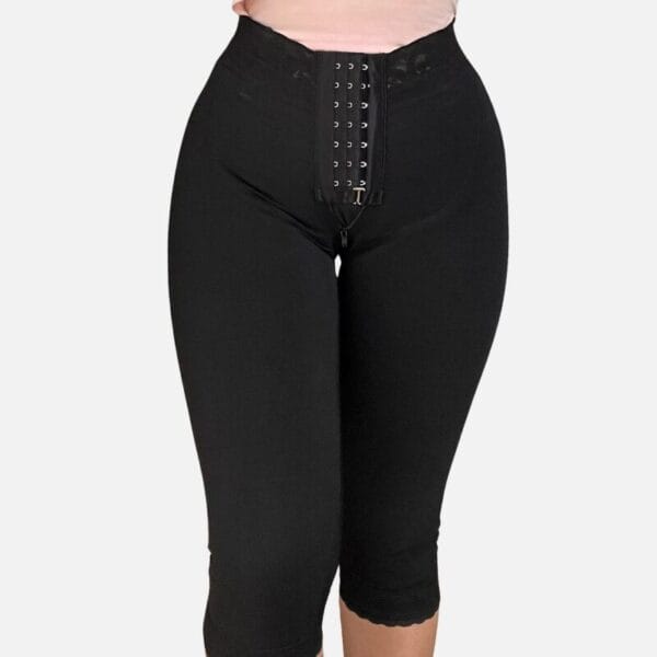 Short Levanta Cola Invisible Prehormada Rodilla - Imagen 5