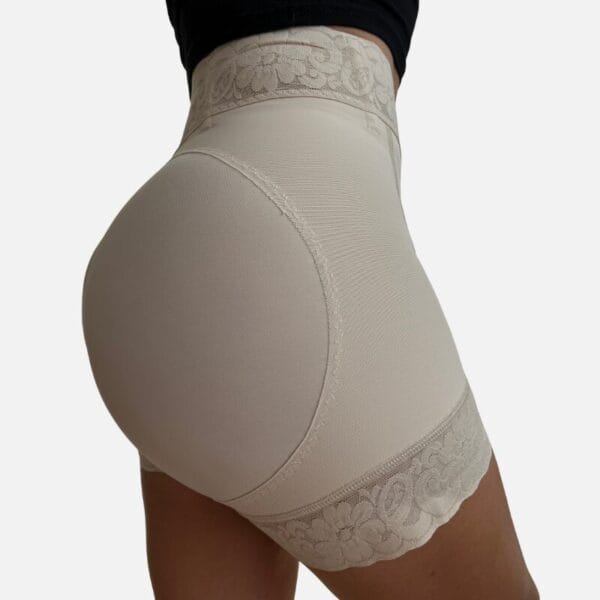 Short Moldeador Levanta Cola Maxi Cuco - Imagen 3